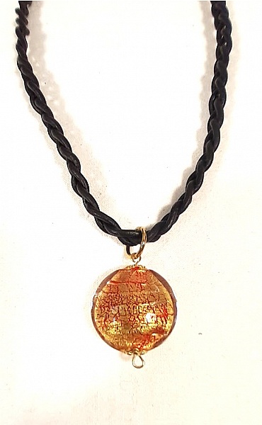 Collier cuir et m&eacute;daillon verre de Murano