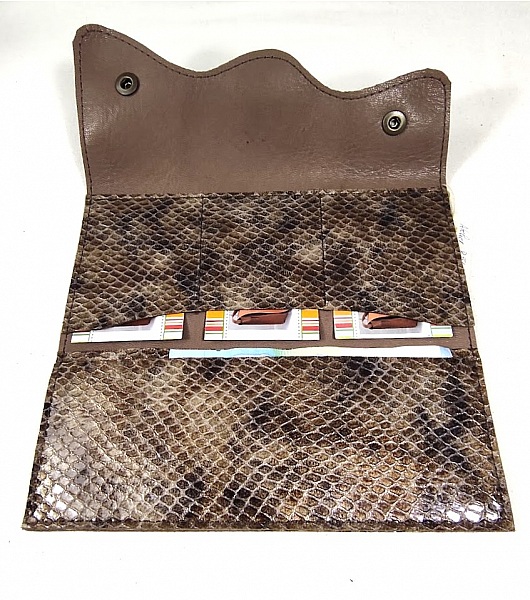 Porte feuilles et porte cartes cuir de ch&egrave;vre